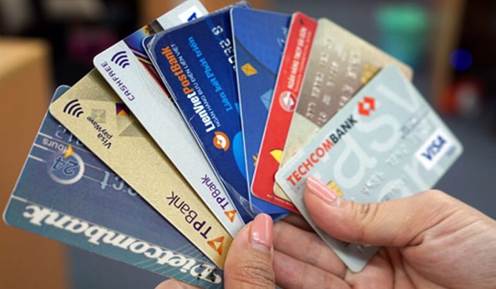 Thẻ tín dụng không sử dụng có bị tính phí?