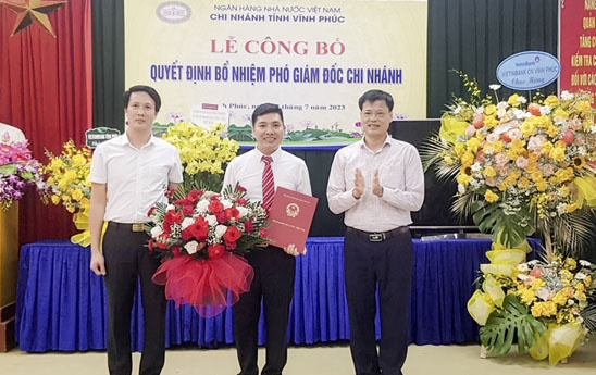 Ông Đường Vinh Quân giữ chức Phó Giám đốc Ngân hàng Nhà nước chi nhánh tỉnh Vĩnh Phúc