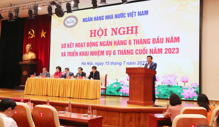 Tổng Thư ký Nguyễn Quốc Hùng: Các TCTD có nhiều chính sách, chương trình hỗ trợ doanh nghiệp và người dân, nghiêm túc thực hiện cam kết giảm lãi suất
