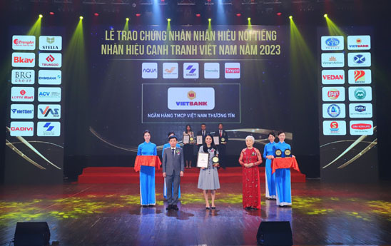 Ngân hàng Vietbank nhận vào top 10 nhãn hiệu cạnh tranh Việt Nam 2023
