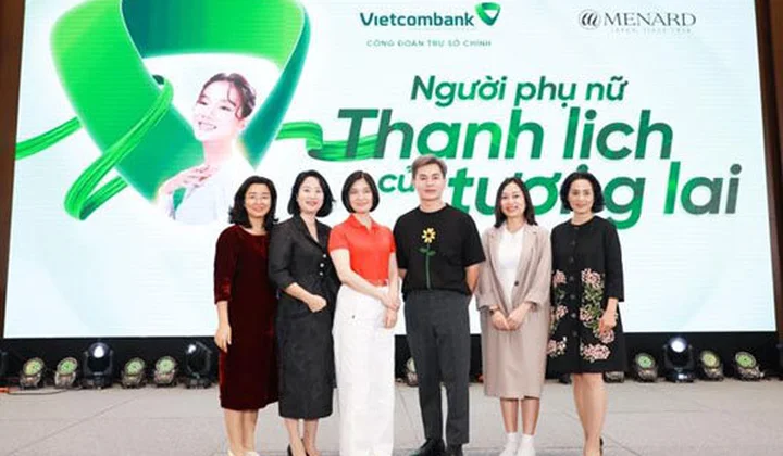 Vietcombank tổ chức chương trình ‘’Người phụ nữ thanh lịch của tương lai’’ dịp 8/3