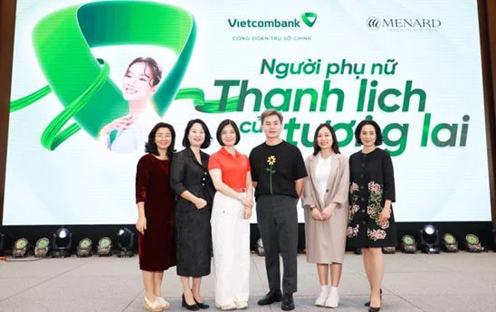 Vietcombank tổ chức chương trình ‘’Người phụ nữ thanh lịch của tương lai’’ dịp 8/3