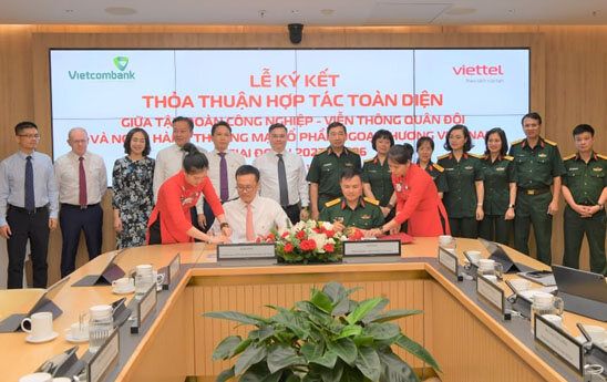 Vietcombank và Viettel ký kết thỏa thuận hợp tác toàn diện giai đoạn năm 2023 - 2026