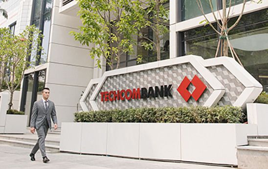 Techcombank được vinh danh "Ngân hàng số tốt nhất năm 2023"
