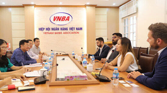 Tổng Thư ký VNBA Nguyễn Quốc Hùng tiếp, làm việc với Tập đoàn LexisNexis