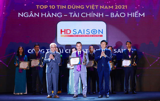 HD SAISON nhận giải thưởng “Top 10 Tin Dùng Việt Nam 2021”