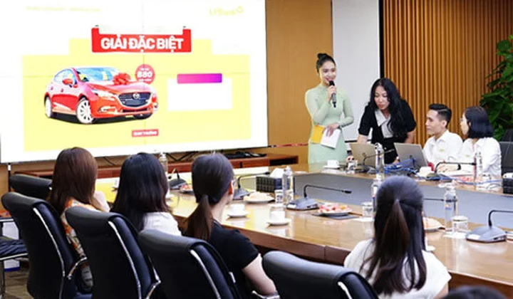 LPBank trao hơn 2,5 tỷ đồng quà tặng cho khách hàng may mắn