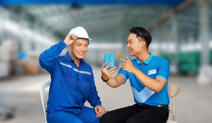 Mcredit đồng hành san sẻ cùng người lao động có hoàn cảnh khó khăn