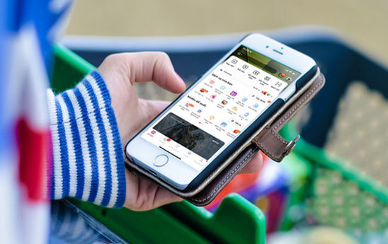 MoMo hợp tác chiến lược toàn diện với Bách Hóa Xanh, thúc đẩy thanh toán không tiền mặt trong ngành bán lẻ