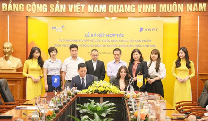 PVcomBank hợp tác với VNPT, cung cấp các giải pháp tài chính số cho doanh nghiệp