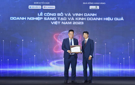 Sacombank được vinh danh trong Top 10 ngân hàng sáng tạo và kinh doanh hiệu quả năm 2023
