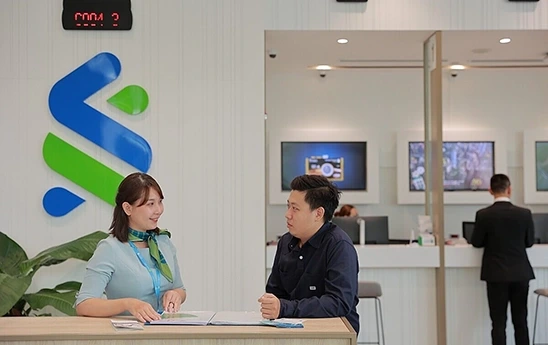 Standard Chartered dự báo lãi suất quay lại mức thời điểm đại dịch