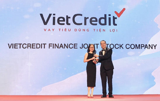 VietCredit lần thứ 2 liên tiếp nhận giải thưởng “Nơi làm việc tốt nhất Châu Á 2022”