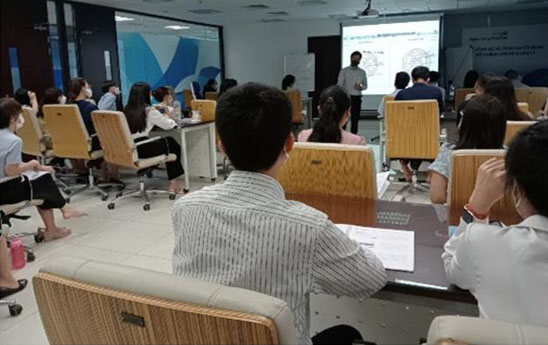 VietnamBankers đào tạo”Phương pháp nhận biết chữ ký hình dấu và tài liệu giả mạo” dành riêng cho Viet Capital Bank