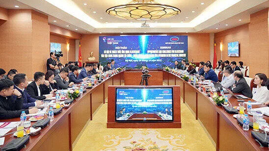 Hội thảo: cơ hội, thách thức ứng dụng blockchain vào ngành tài chính, ngân hàng