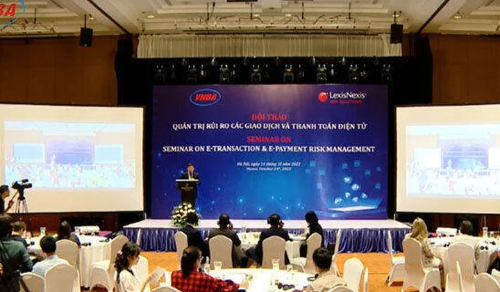 Hội thảo "Quản trị rủi ro các giao dịch và thanh toán điện tử"