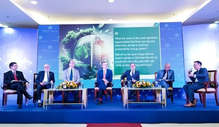 Nam A Bank chung tay cùng TP. Hồ Chí Minh tăng trưởng xanh