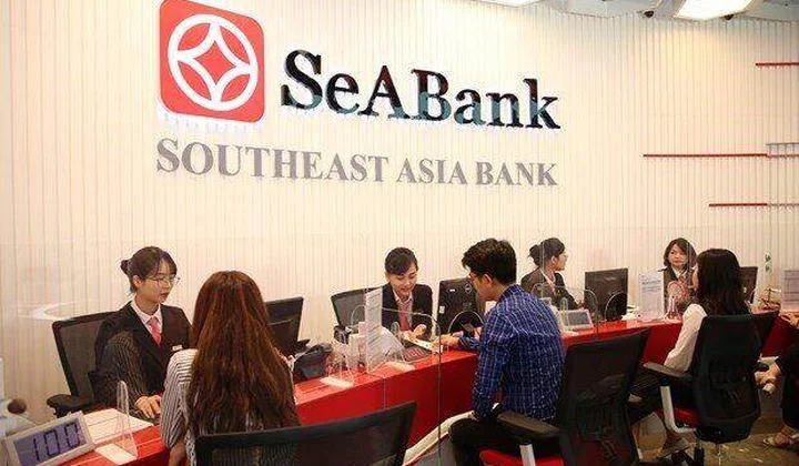 Vietnamese banks prove attractive to foreign investors