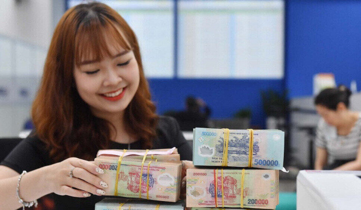 BIDV, Vietcombank cho khách vay tiền để trả nợ ở ngân hàng khác