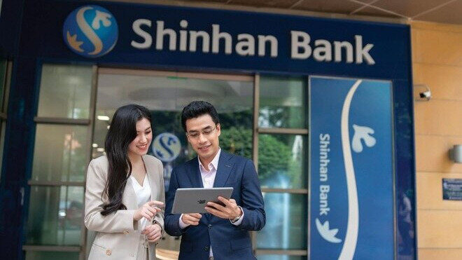 Hai ngân hàng nước ngoài HSBC, Shinhan Bank báo lãi lớn