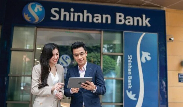 Hai ngân hàng nước ngoài HSBC, Shinhan Bank báo lãi lớn