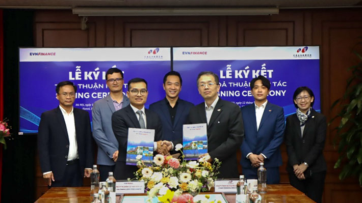 EVNFinance và VTeam ký kết thỏa thuận hợp tác