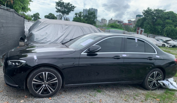 LPBank Đà Nẵng bán đấu giá xe ô tô Mercedes-Benz 5 chỗ, đăng ký 2017