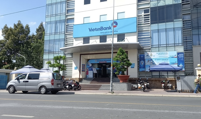 Kiến nghị tháo gỡ khó khăn về điểm dừng, đỗ đối với xe chuyên dụng của ngân hàng