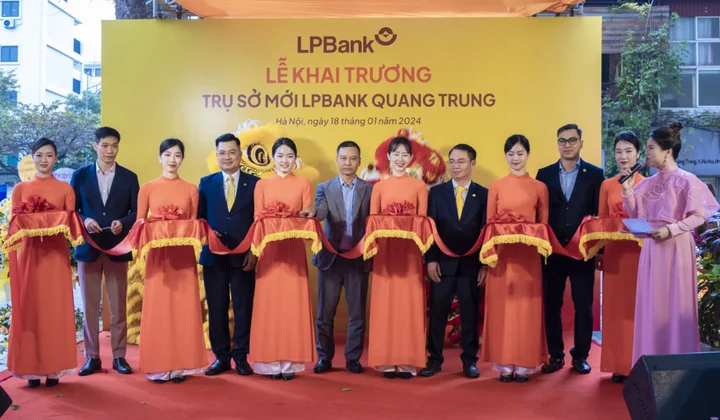 LPBank Quang Trung khai trương trụ sở mới