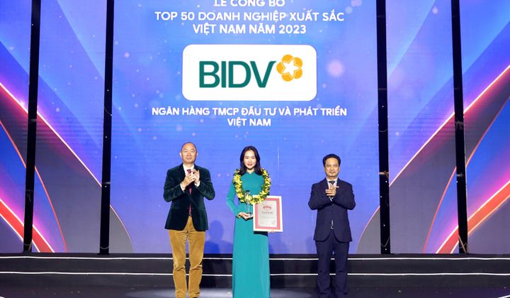 BIDV giữ vững vị trí Top 50 doanh nghiệp xuất sắc Việt Nam năm 2023