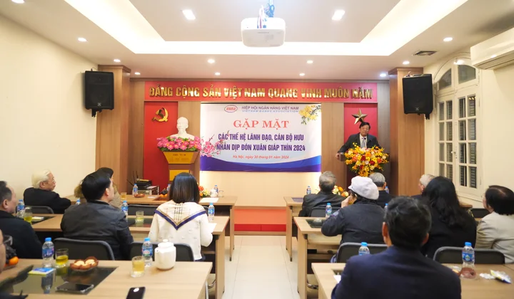 Hiệp hội Ngân hàng Việt Nam gặp mặt, chúc Tết các thế hệ lãnh đạo, cán bộ hưu trí dịp Xuân Giáp Thìn 2024