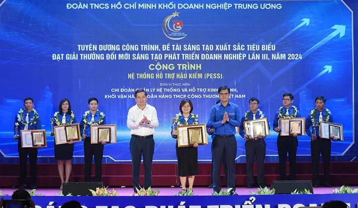 Hệ thống hỗ trợ hậu kiểm Vietinbank thuộc 10 công trình xuất sắc tiêu biểu