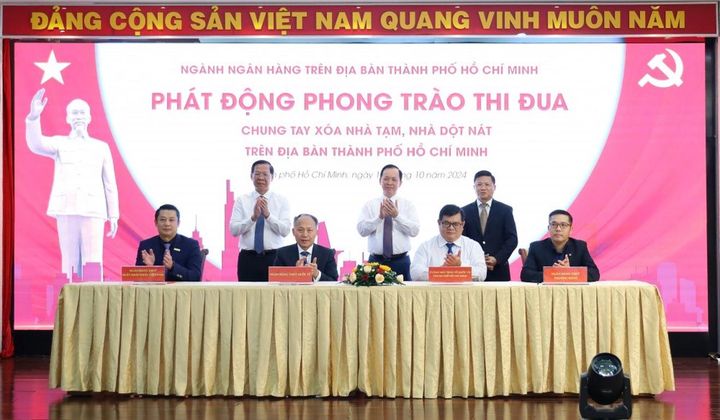 Eximbank tài trợ 5 tỷ đồng xây dựng, sửa chữa 75 căn nhà cho hộ nghèo