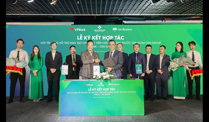 VPBank cấp tín dụng hỗ trợ đào tạo học viên Cen Academy