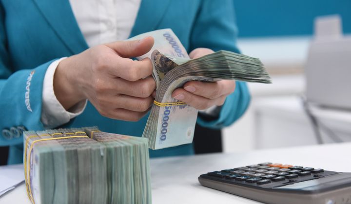 Huy động vốn dân cư và tín dụng tại TP.HCM tăng trưởng tích cực
