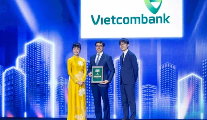 Vietcombank 9 năm liên tiếp là ngân hàng có môi trường làm việc tốt nhất Việt Nam