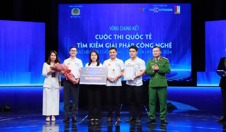 Ngân hàng NCB giành giải khuyến khích tại cuộc thi Data for Life 2024