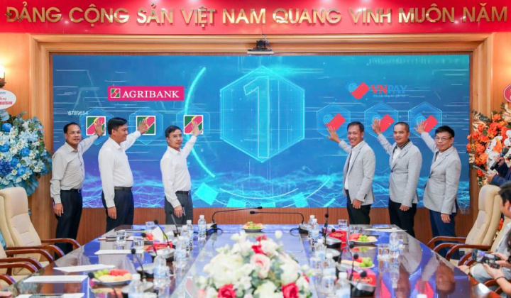 Agribank ra mắt giải pháp Open Smart Bank