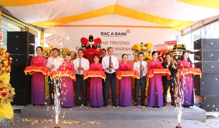 Bac A Bank Tây Ninh khai trương hoạt động
