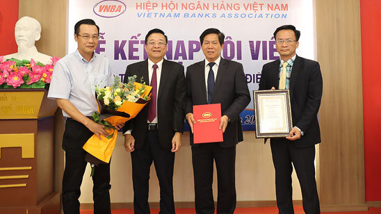 Hiệp hội Ngân hàng Việt Nam kết nạp EVN Finance làm hội viên