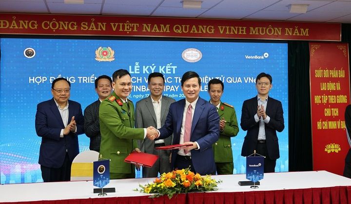 VietinBank triển khai xác thực qua VNeID trên VietinBank iPay Mobile
