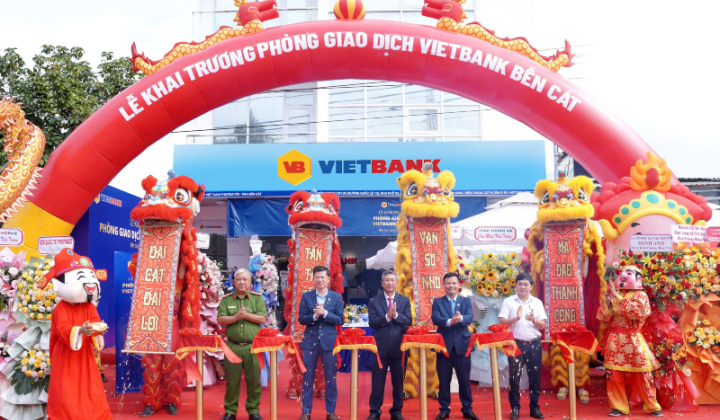 Vietbank khai trương phòng giao dịch Bến Cát