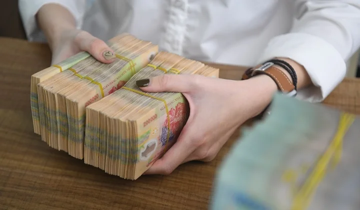 Tiền gửi ngân hàng kỷ lục hơn 14 triệu tỷ đồng