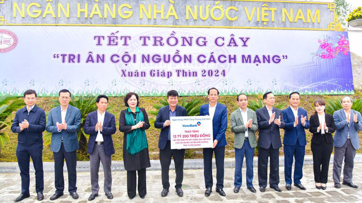 VietinBank tặng 264 căn nhà cho hộ nghèo tại tỉnh Tuyên Quang