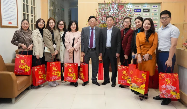 Công đoàn Hiệp hội Ngân hàng Việt Nam tổ chức “Tết sum vầy - Xuân chia sẻ”