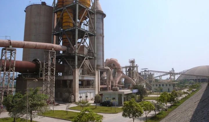 BIDV TP. Hồ Chí Minh bán đấu giá nhà máy Xi măng kèm máy móc, thiết bị