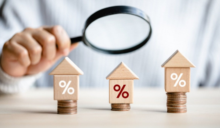 Chênh lệch bình quân giữa lãi suất cho vay và lãi suất huy động