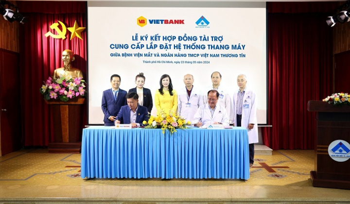 Vietbank tài trợ thang máy hỗ trợ Bệnh viện Mắt TP. Hồ Chí Minh