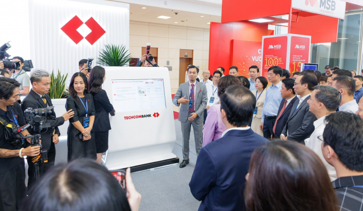 Techcombank tiên phong chuyển đổi tài chính số, nâng tầm trải nghiệm liền mạch và bảo mật của người dân