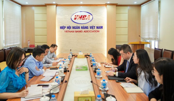 Hiệp hội Ngân hàng Việt Nam làm việc với Công ty Bond Connect
